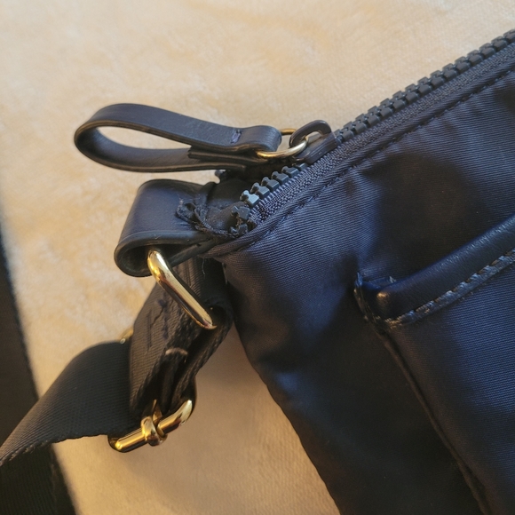 Tommy Hilfiger crossover bag - Picture 3 of 4